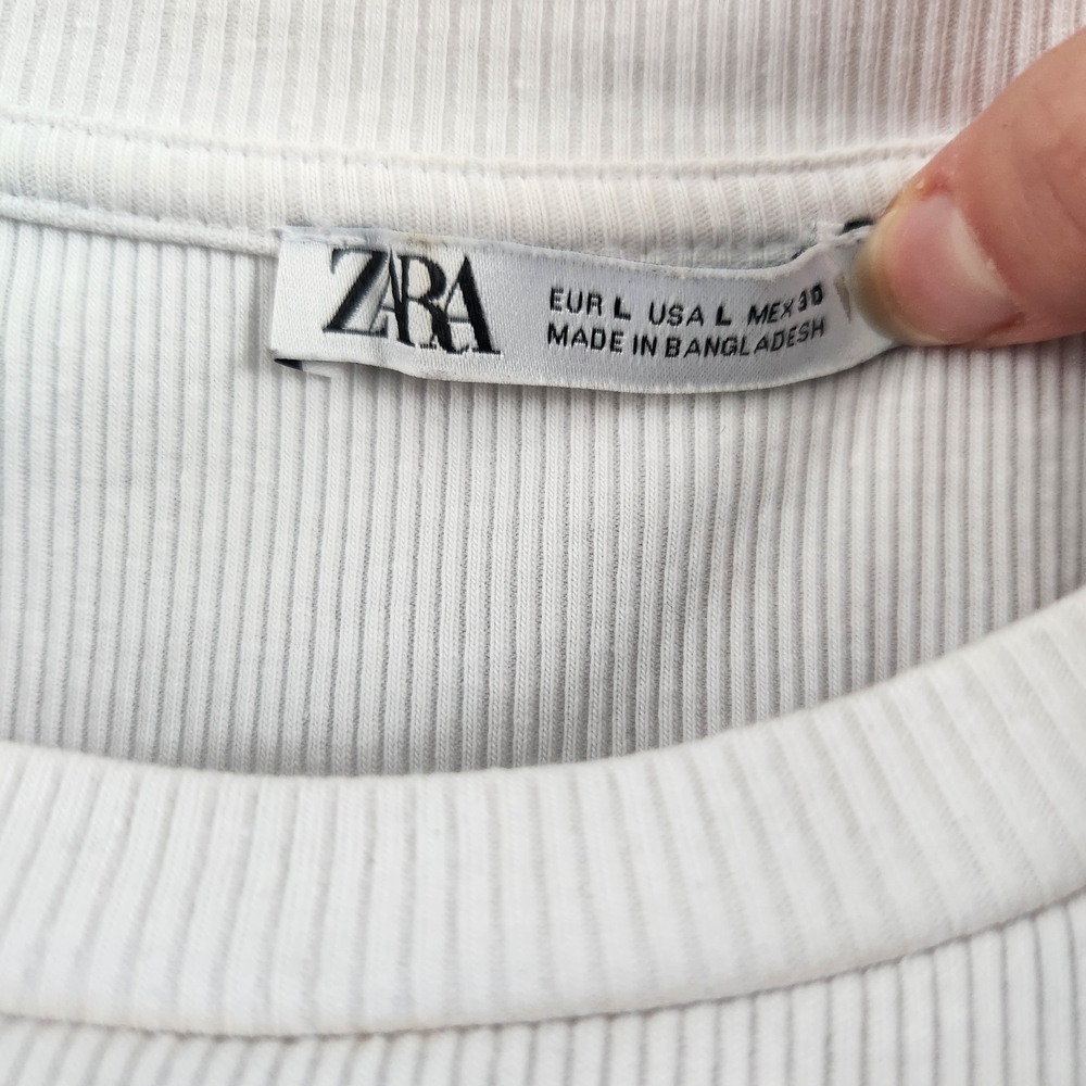 Zara White Ribbed Ruffle Sleeve Blouse - Picture 4 of 4
